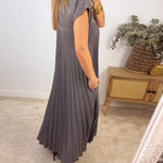 Sophia - Elegant Spliced Pleated Maxi Dress