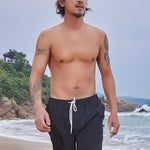 Men's Solid Quick-Dry Built-in Breathable Mesh Liner Travel-Friendly Sporty Board Shorts