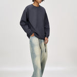 Versatile Long-Sleeve Crewneck Sweatshirt with Small Neckline
