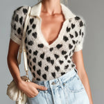 ElevenOra Chic Elegant Red Beige Heart Pattern Lapel V-Neck Short-Sleeve Slim-Fit Knit Sweater Top
