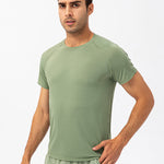 Men's Comfortable Round Collar Breathable Fitness Short Sleeve