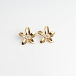 Toned Pearl Flower Stud Earrings