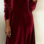 Anna - Loose Fitting Velvet Dress