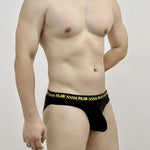 3 Packs of Men's Breathable Sports Ice Silk Seamless Briefs
