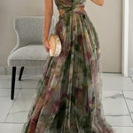 Eirith | Romantic, Invisible Dress