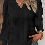 Lylah | Blouse with Chiffon and Lace Details