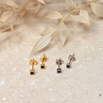 Minimal Noir Studs Earrings