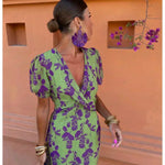 Lucinda - Boho V-Neck Floral Pleated Dress