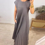 Samiya | Sleeveless Pleated Dress