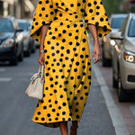 Grace™ - Elegant Dress with Round Neck