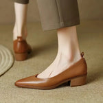 Mollie | Classic Pumps