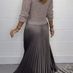 Claudia - Maxi dress with sweater and pleated skirt