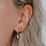 Veerle Stunning Pearl White Earrings