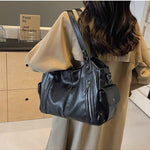 RAE™ - Classic Leather Handbag