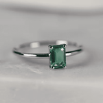 Elegant Muse Emerald Ring
