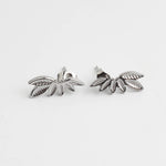 Vera Gorgeous Leaves Stud Earrings