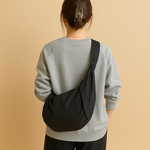 Spacious puffer crossbody bag | Olivea